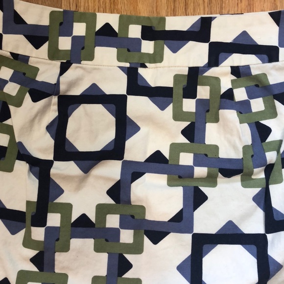 Geometric skirt - Picture 3 of 8